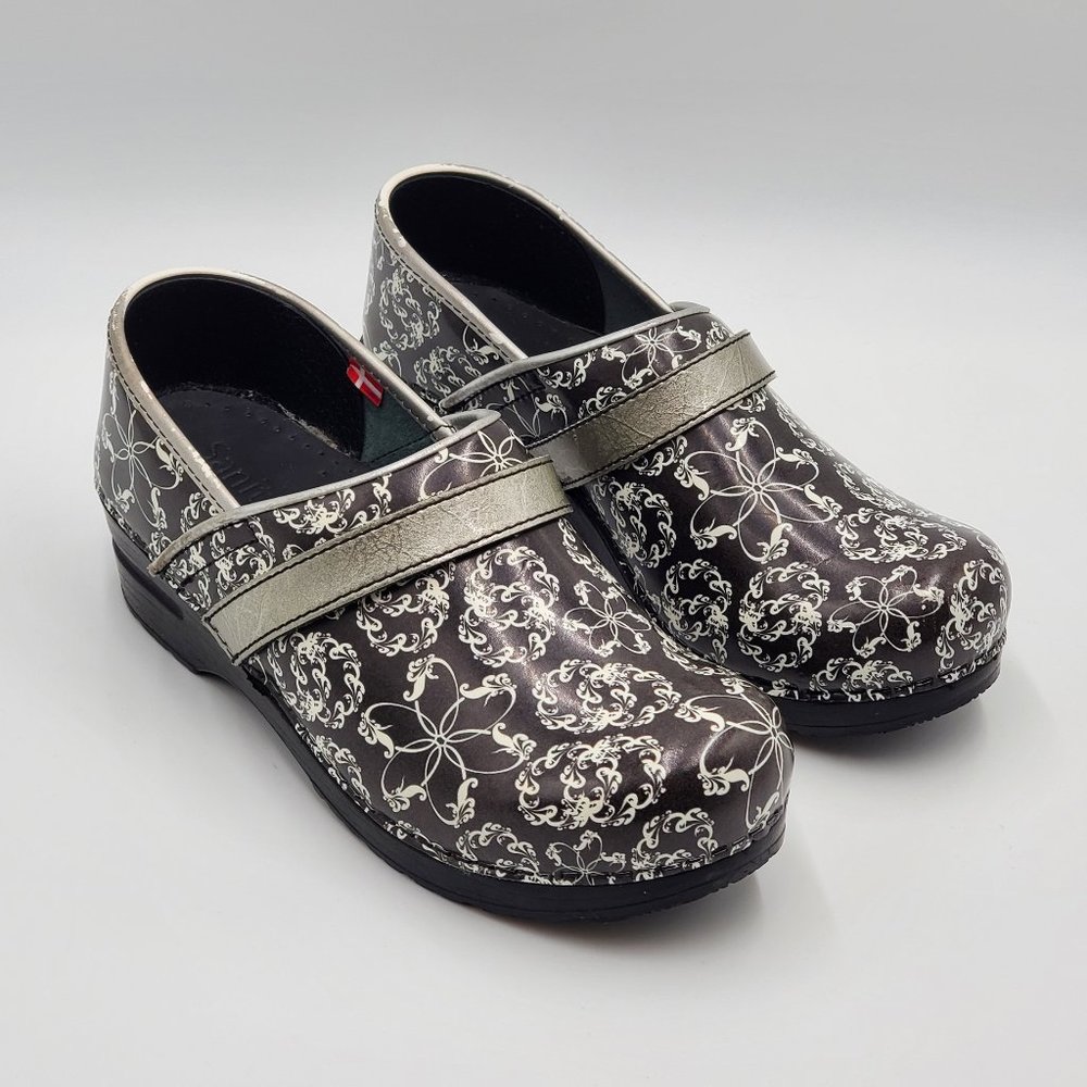 Sanita Danish Black & White Clogs - Picture 3 of 16
